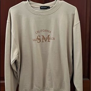 pretty little thing crewneck